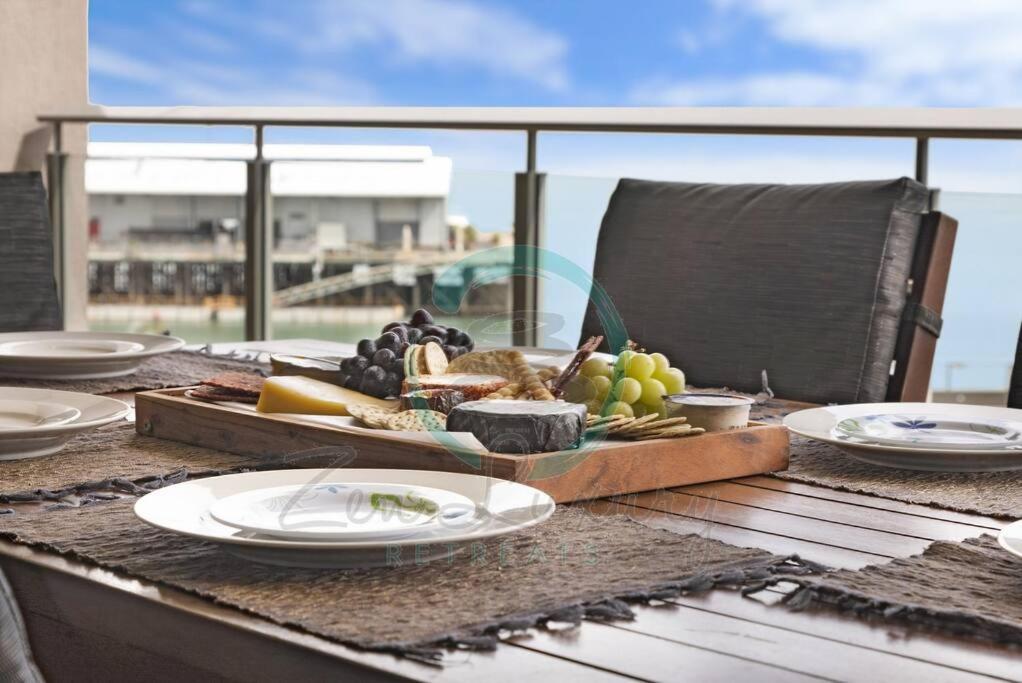 Zen Paradise - 2-Br Waterfront Ocean View Retreat Darwin Ngoại thất bức ảnh